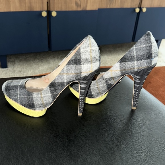Rachel Roy Grey Yellow Plaid Heels - Picture 6 of 9